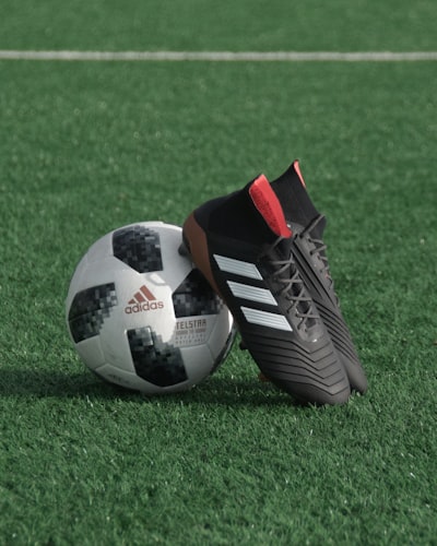 كرة الدوري الإنجليزي 2023أبرز الأحداث والتحليلات كرة الدوري الإنجليزي 2023أبرز الأحداث والتحليلات