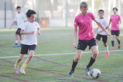 قيمة الفوز بالدوري الإنجليزي الممتازأكثر من مجرد كأس
